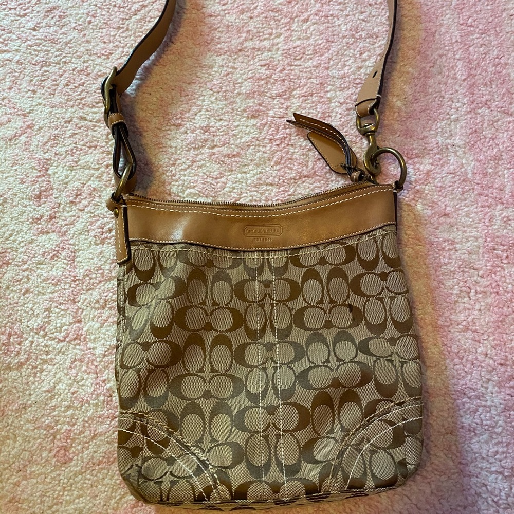 Cute Coach Bag!